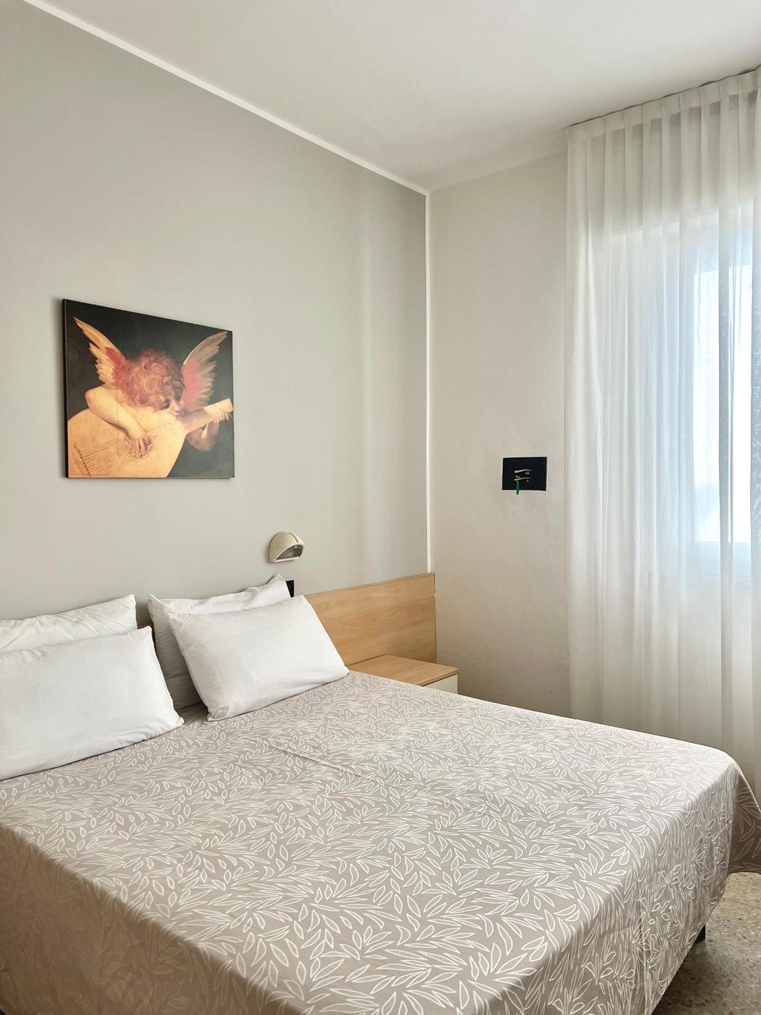 Hotel B&B Ardea Ріміні Екстер'єр фото