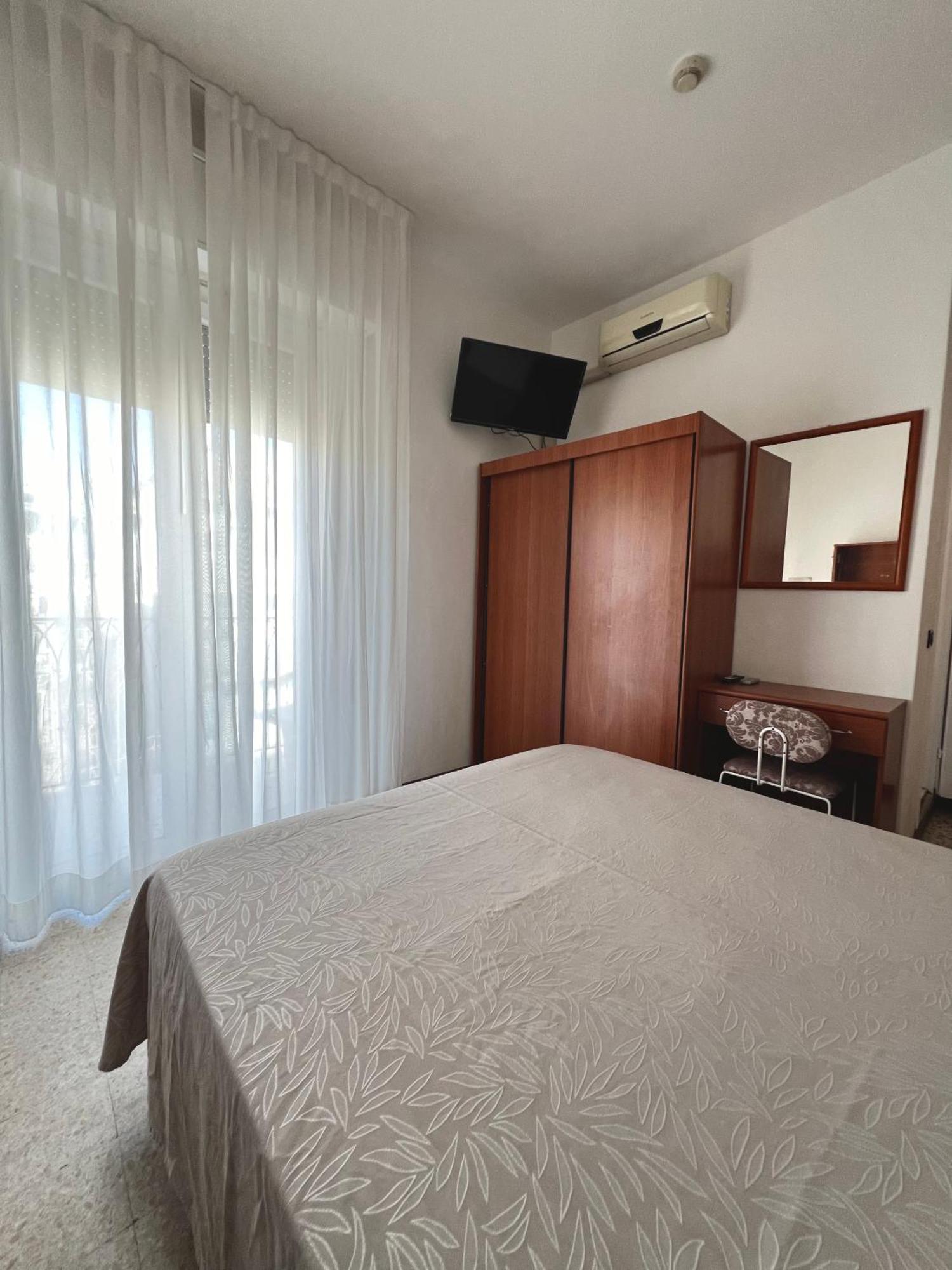 Hotel B&B Ardea Ріміні Екстер'єр фото