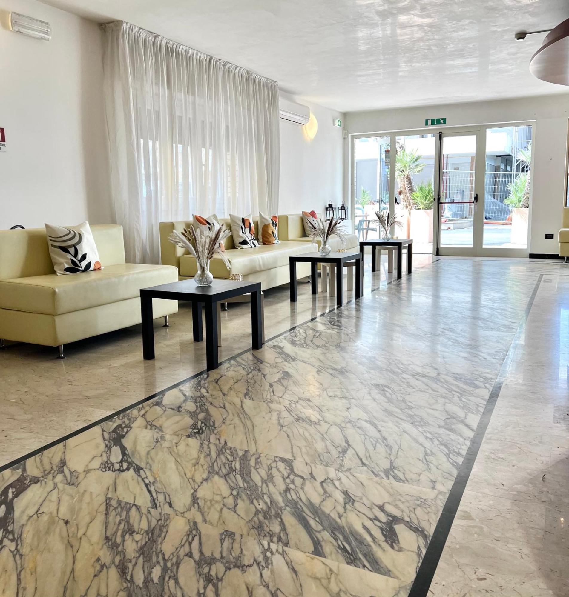 Hotel B&B Ardea Ріміні Екстер'єр фото