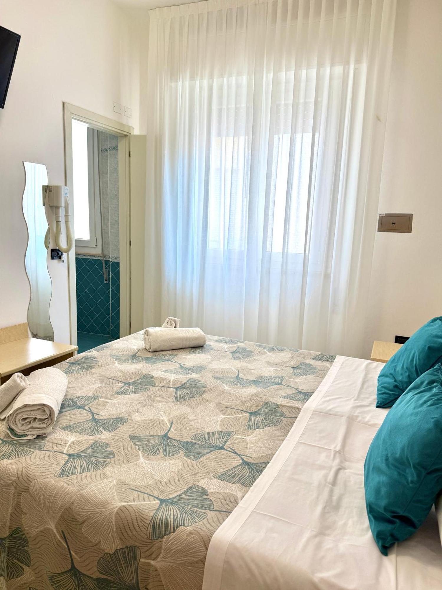 Hotel B&B Ardea Ріміні Номер фото
